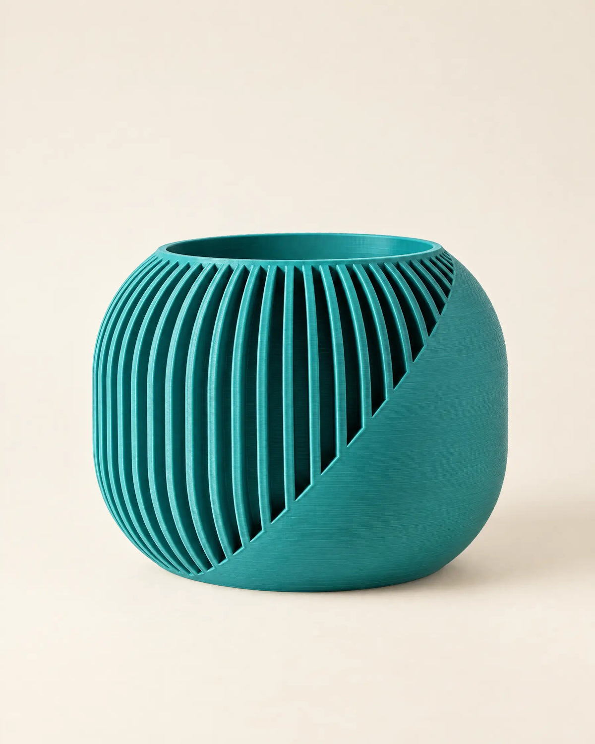 Sweep Fin Planter