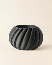 Swirl Rib Planter – front view