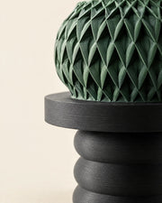 Twist Pedestal Display Stand – close-up of the printed texture
