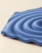 Waterdrop Tray – close-up of the printed texture