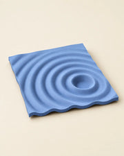 Waterdrop Tray – three-quarter studio view