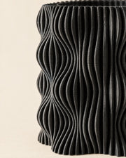 Wave Rib Pen Cup – close-up of the printed texture